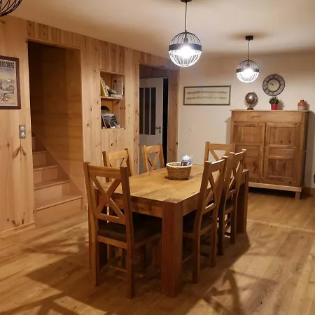 Pierole Au Pied Des Pyrenees Holiday home Aste